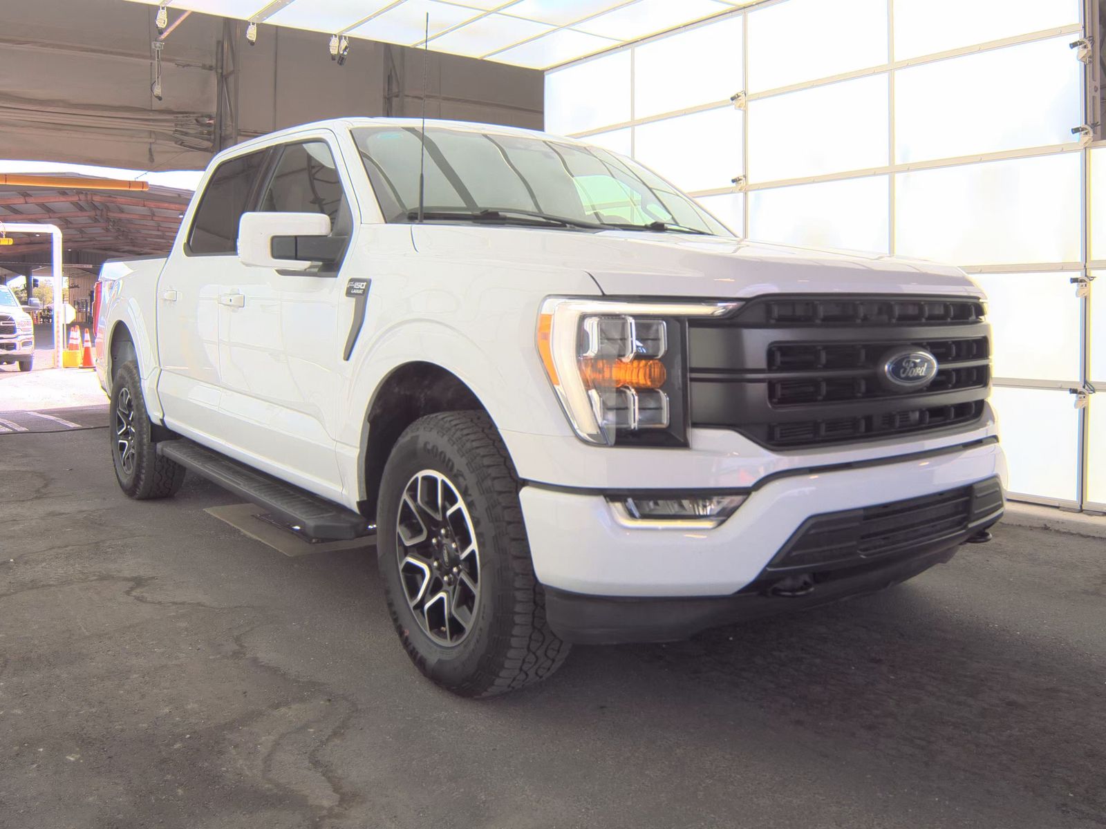 2023 Ford F-150 Lariat AWD