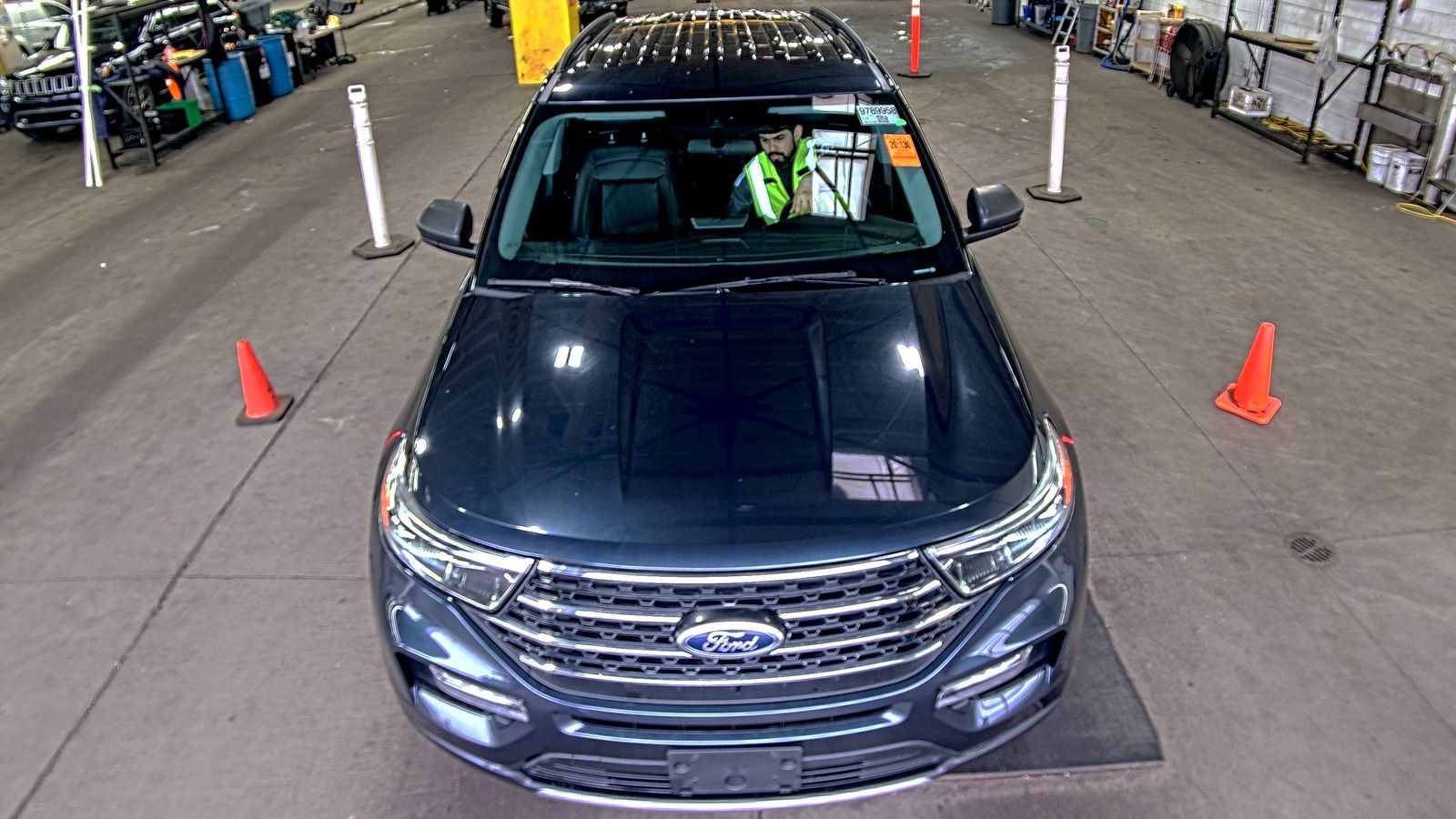 2023 Ford Explorer XLT AWD