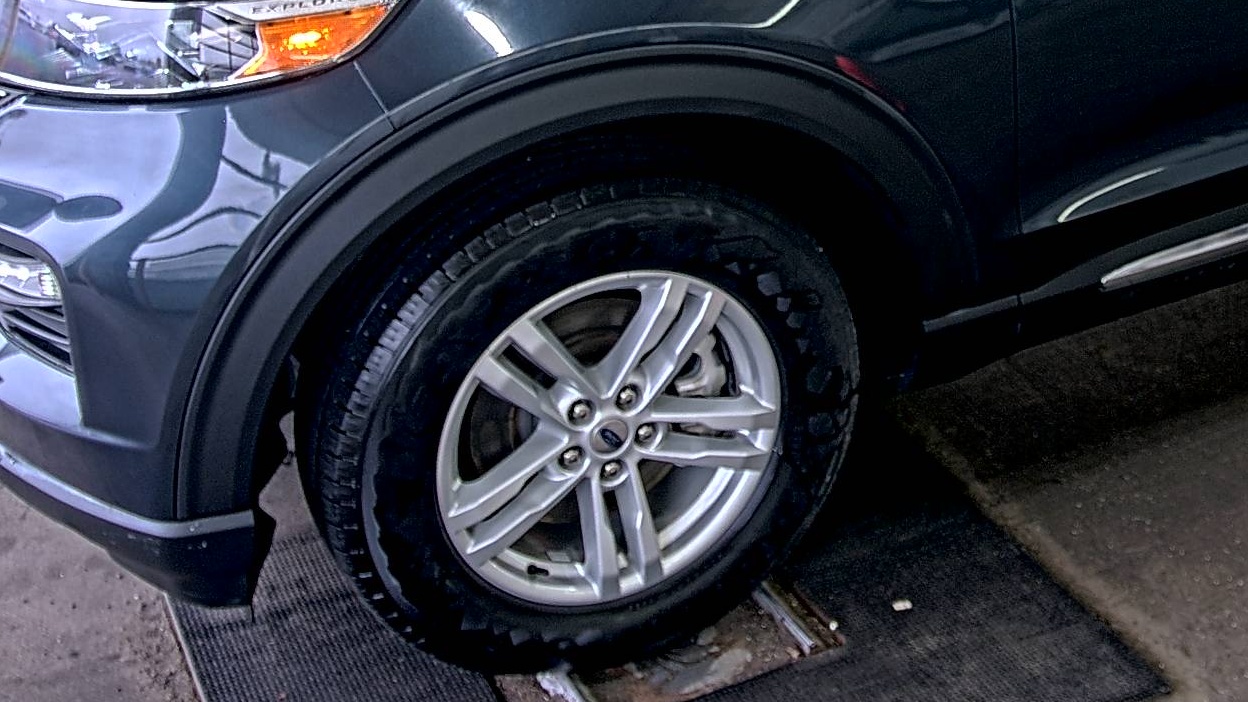 2023 Ford Explorer XLT AWD