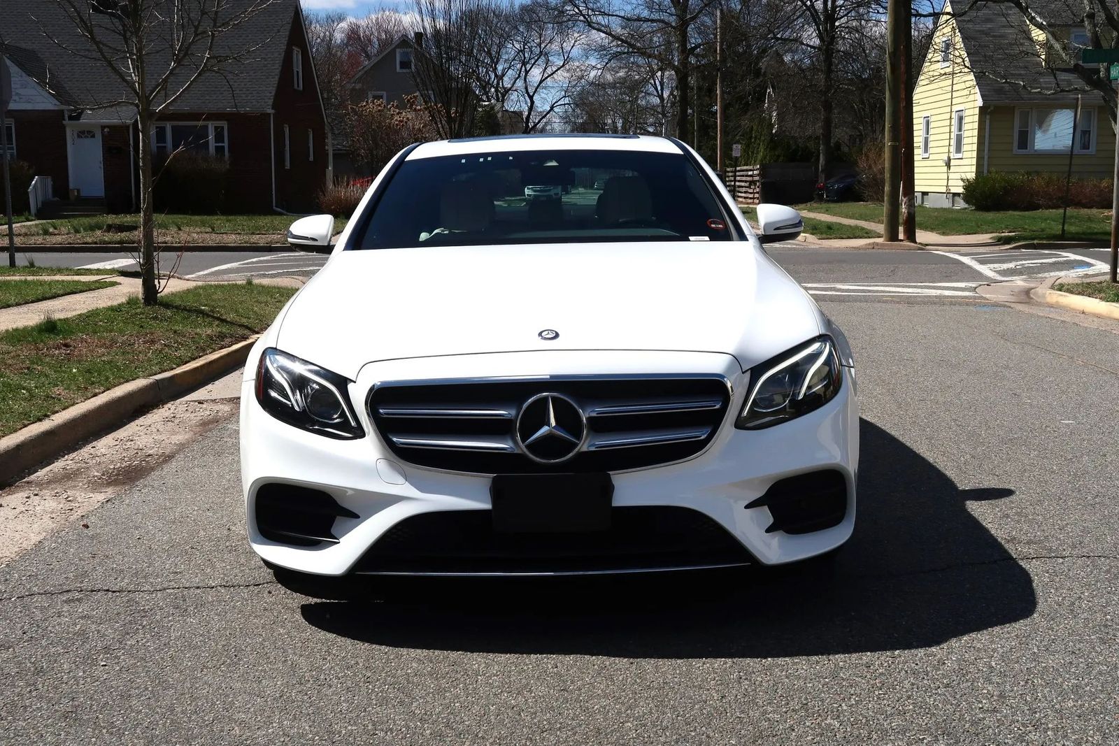 MERCEDES-BENZ E-CLASS - 3