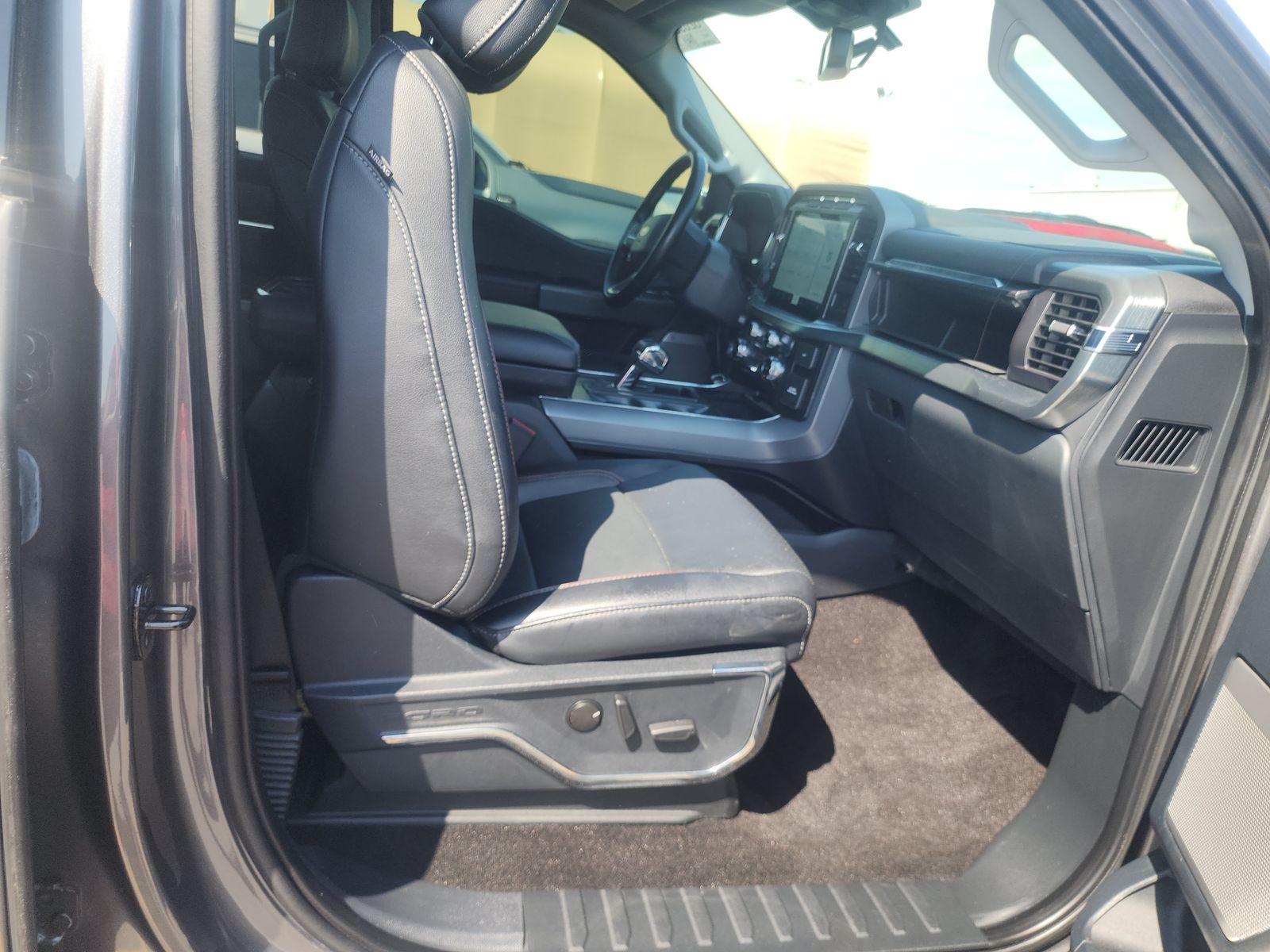 2022 Ford F-150 Lariat AWD