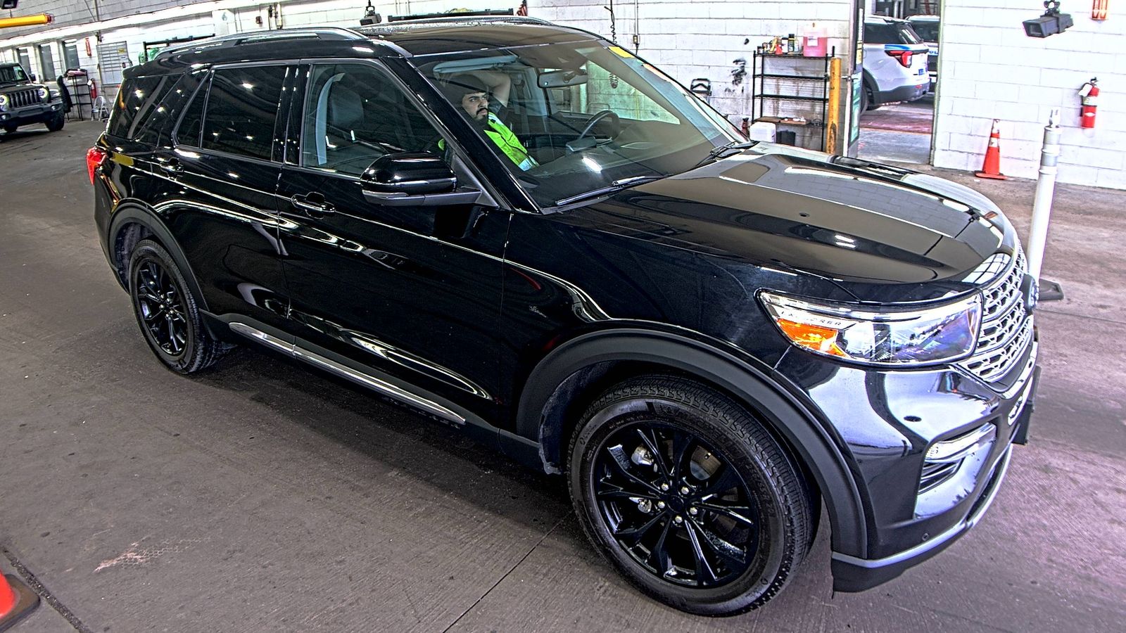 2023 Ford Explorer Limited AWD