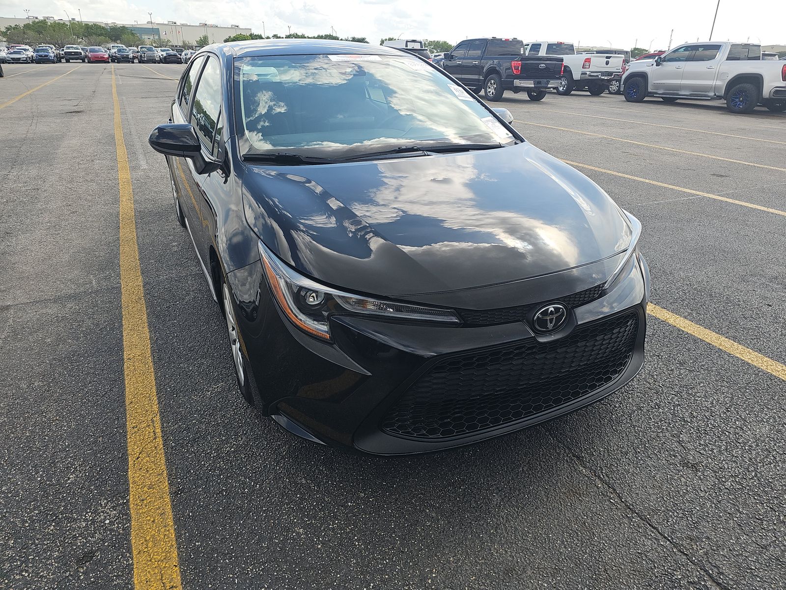 2022 Toyota Corolla LE FWD