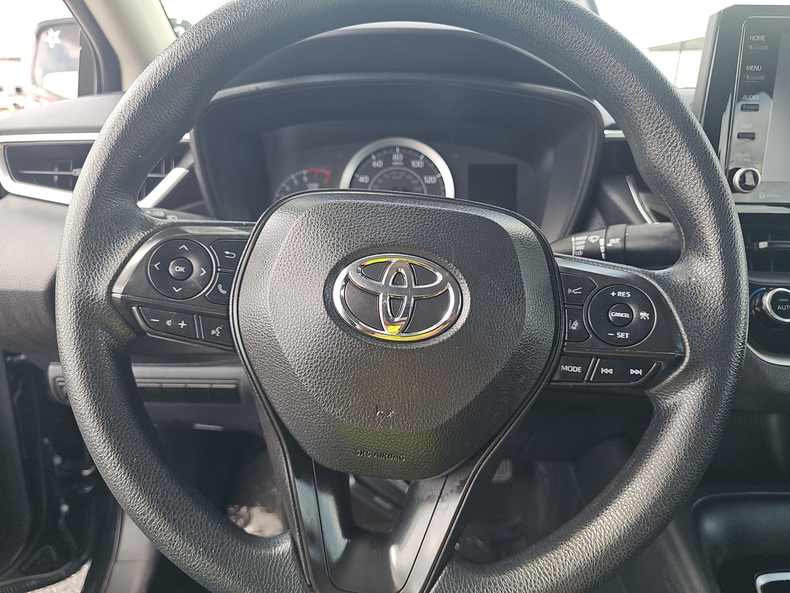 2022 Toyota Corolla LE FWD