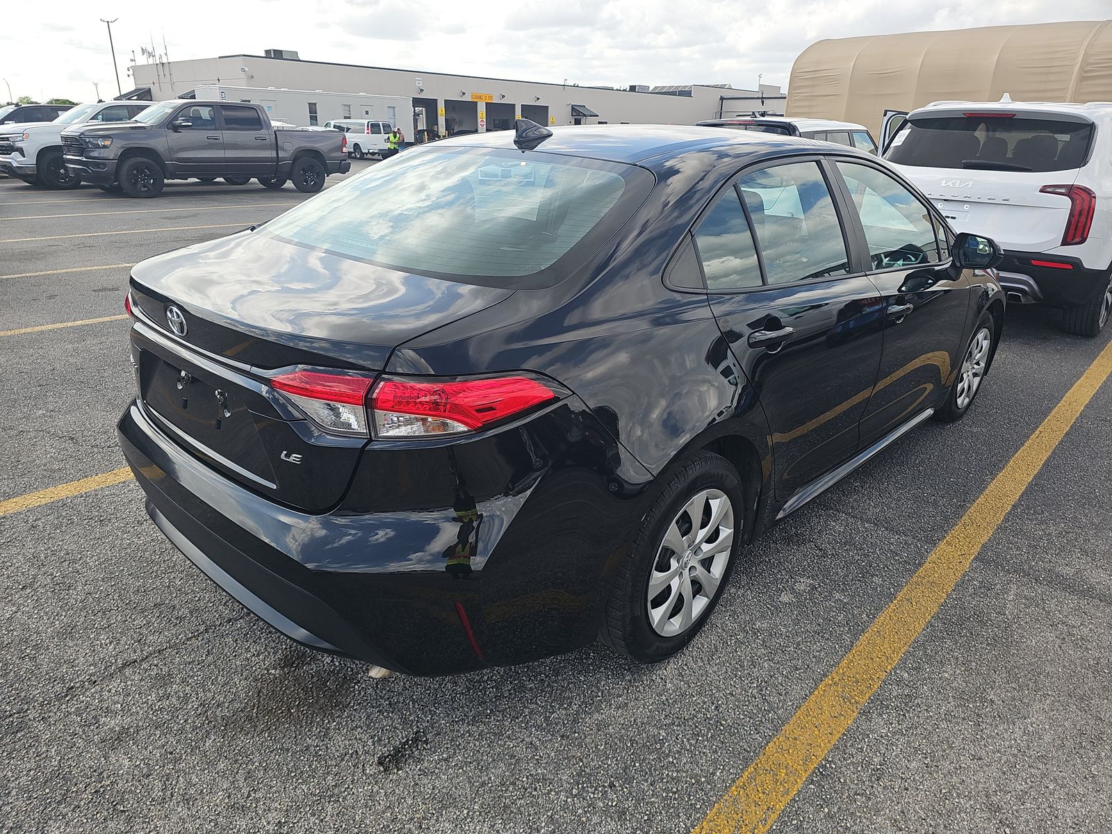 2022 Toyota Corolla LE FWD