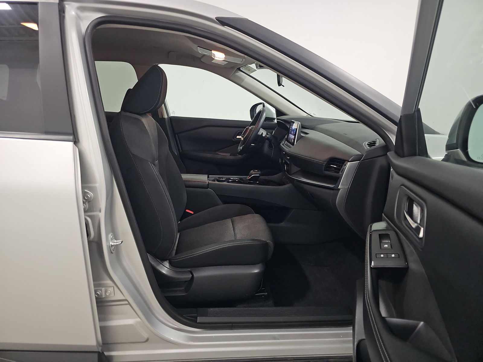 2024 Nissan Rogue SV AWD