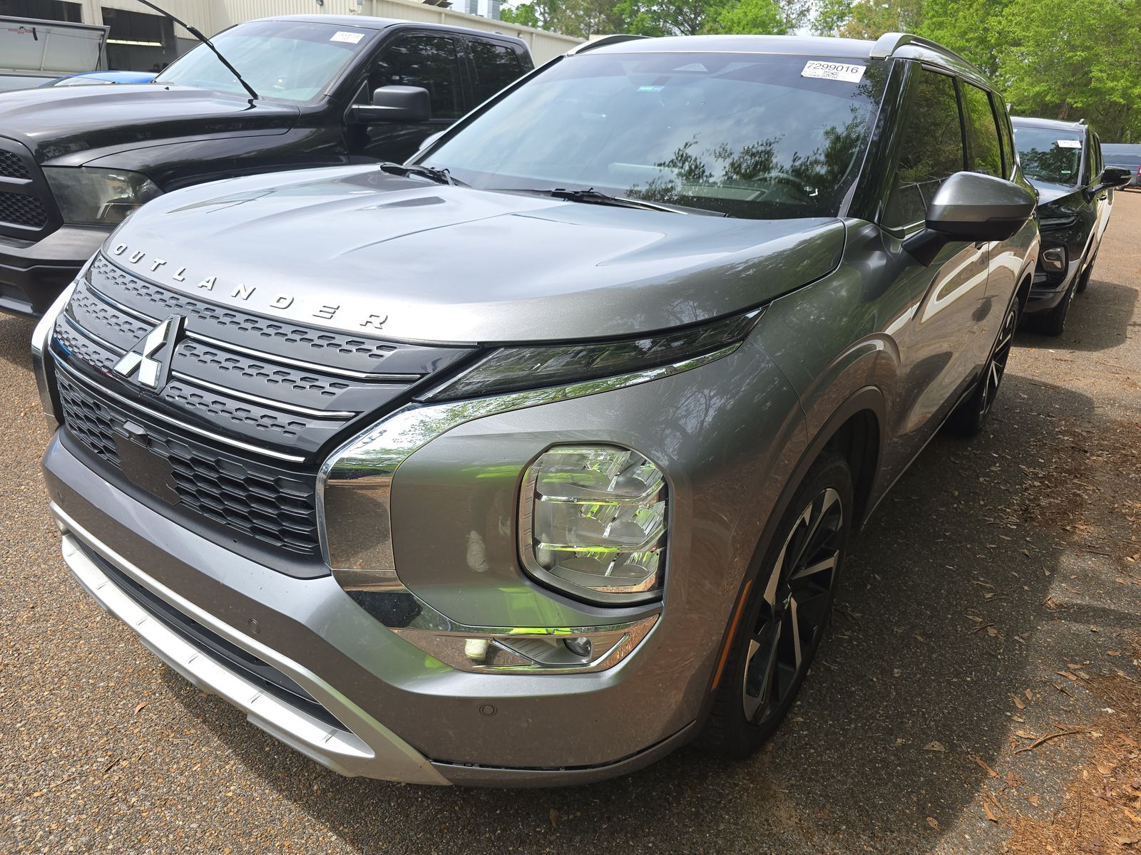 Jun様おまとめ5点 JA4J3VA84NZ067551 | 2022 MITSUBISHI OUTLANDER | История продажи