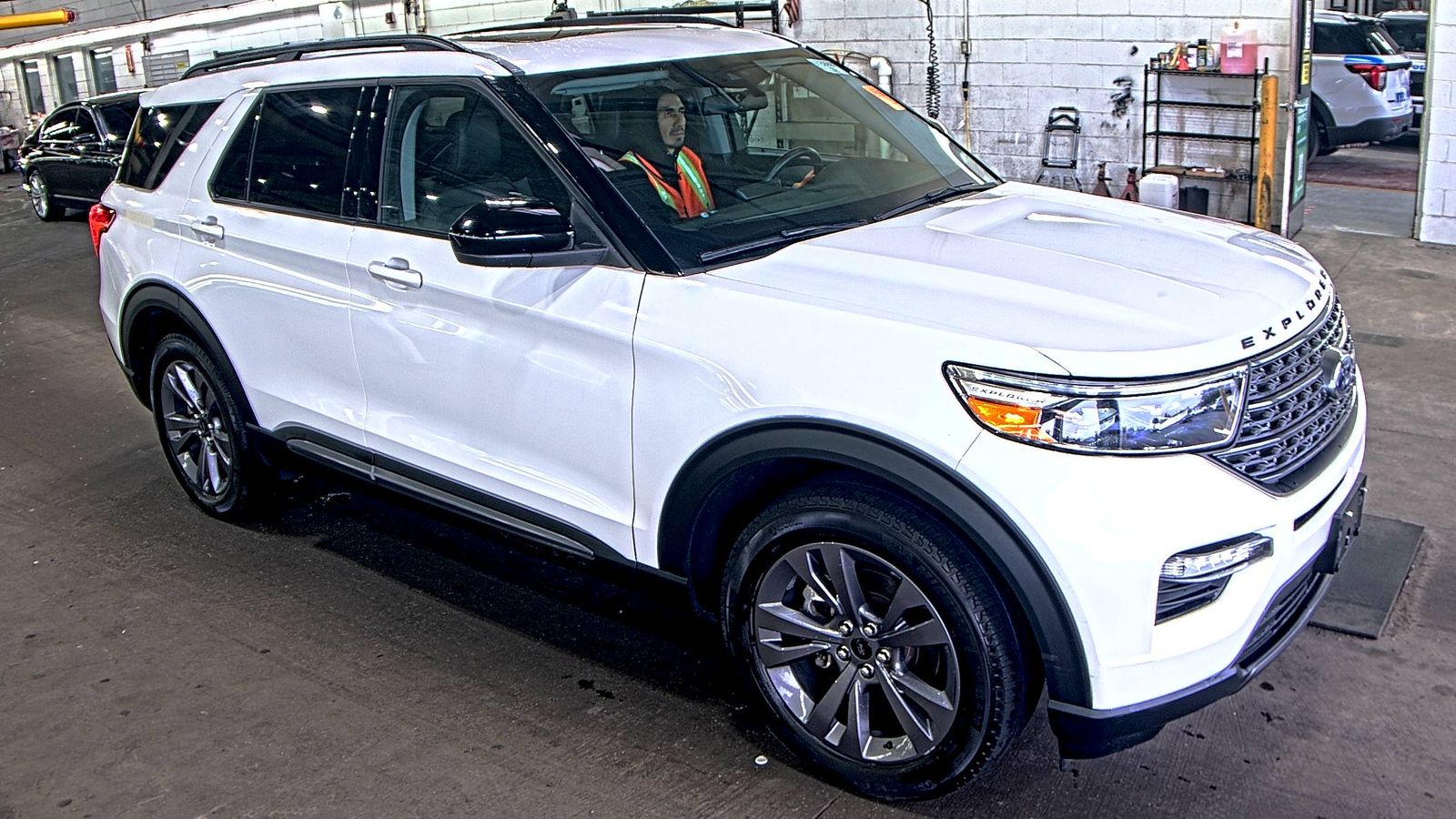 2022 Ford Explorer XLT AWD