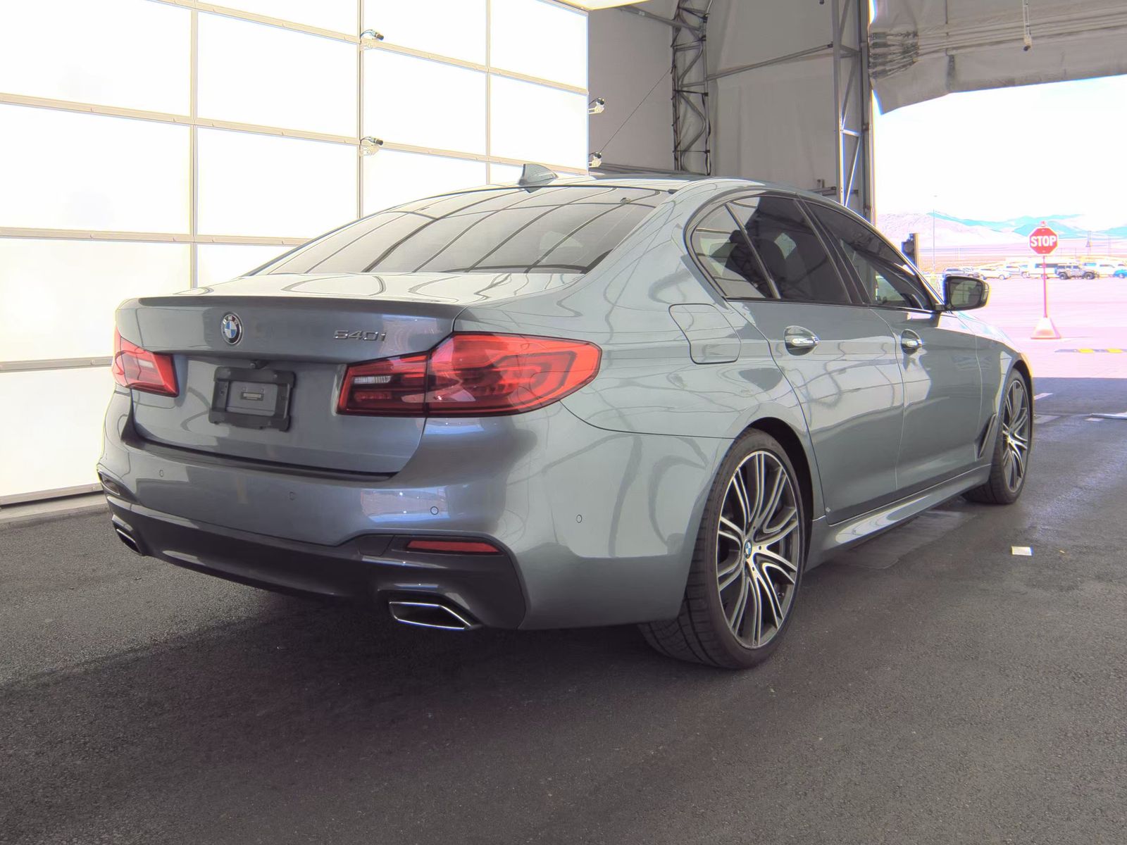 2018 BMW 5 Series 540i RWD