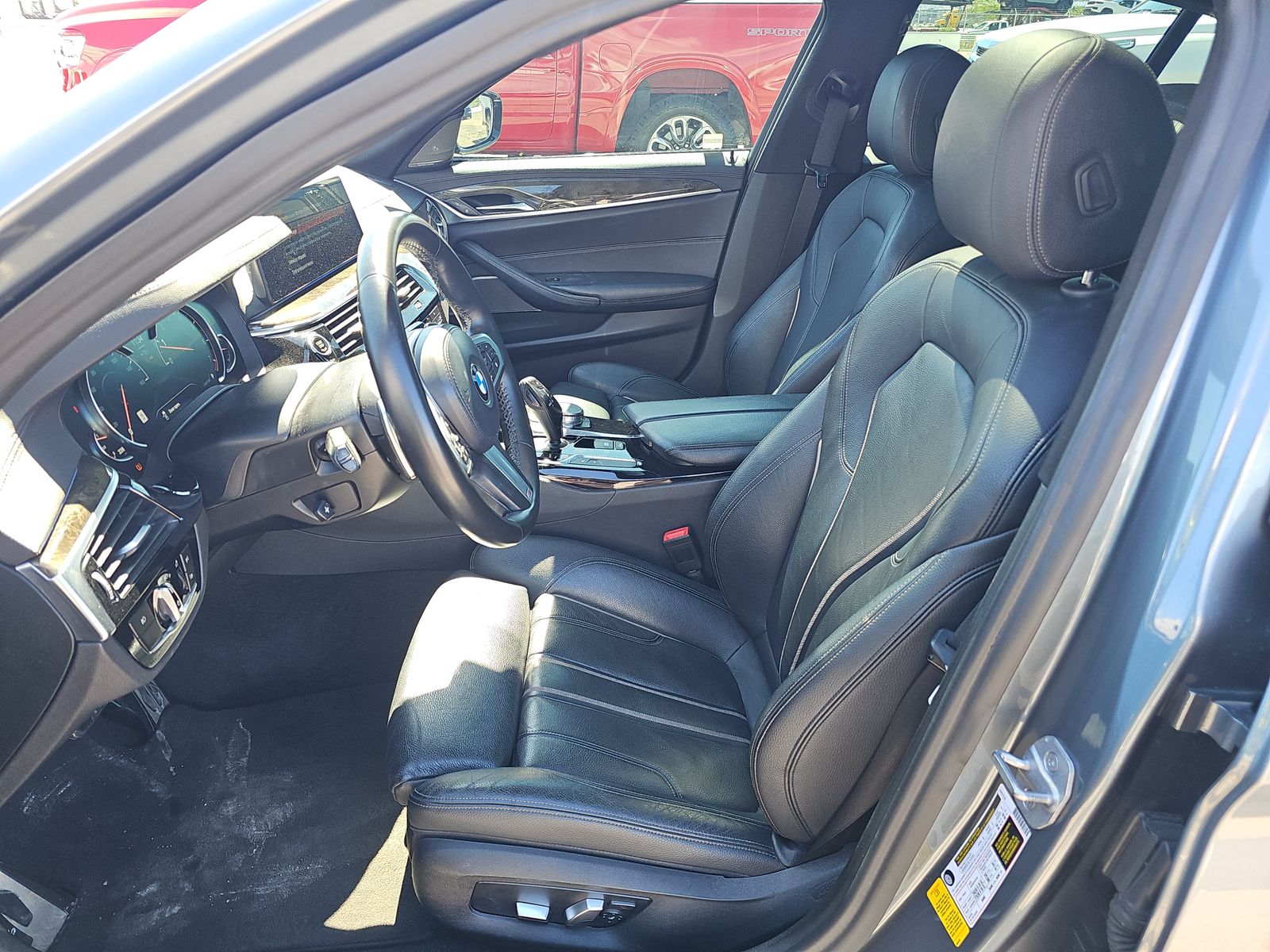 2018 BMW 5 Series 540i RWD