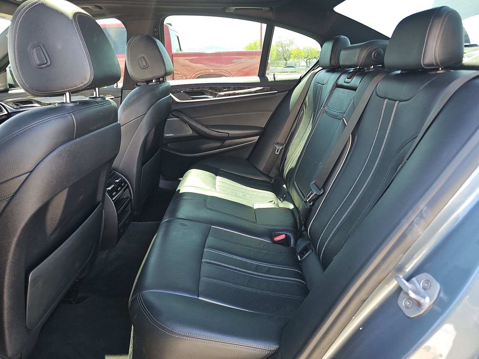 2018 BMW 5 Series 540i RWD