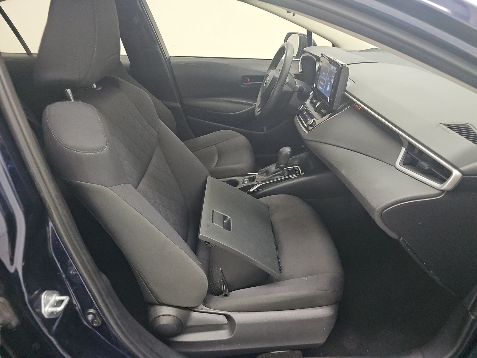 2022 Toyota Corolla Hybrid LE FWD