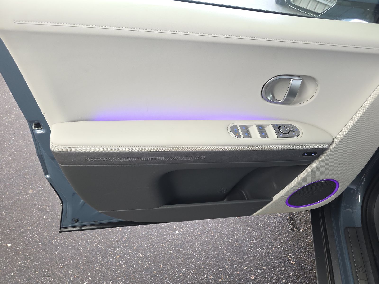 HYUNDAI LIMITED - 10