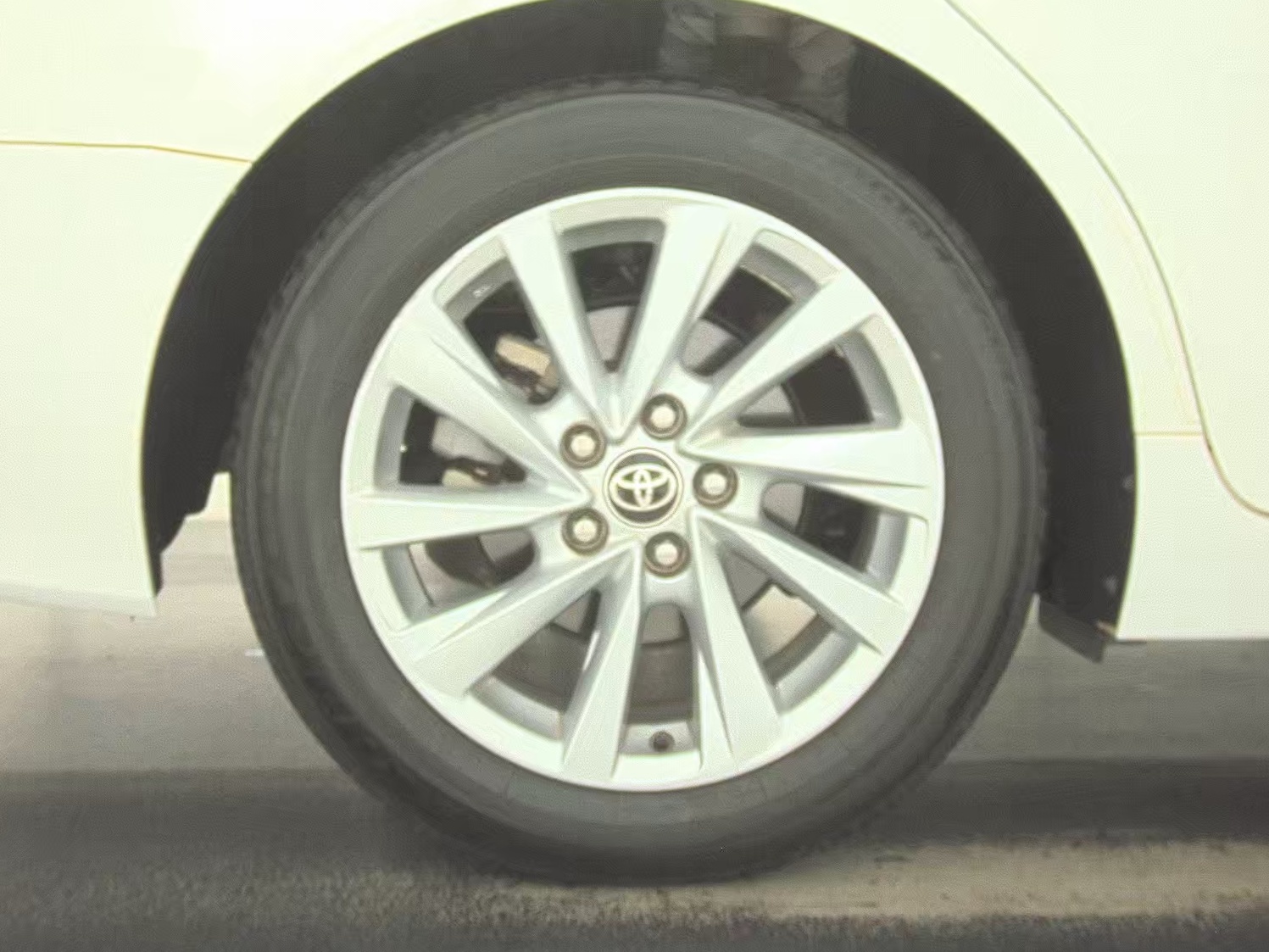 2023 Toyota Camry LE FWD