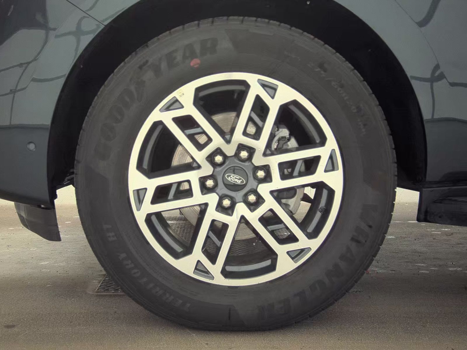 FORD EXPEDITION - 10