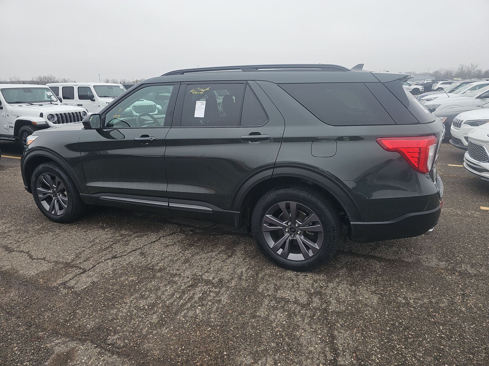 2024 Ford Explorer XLT AWD