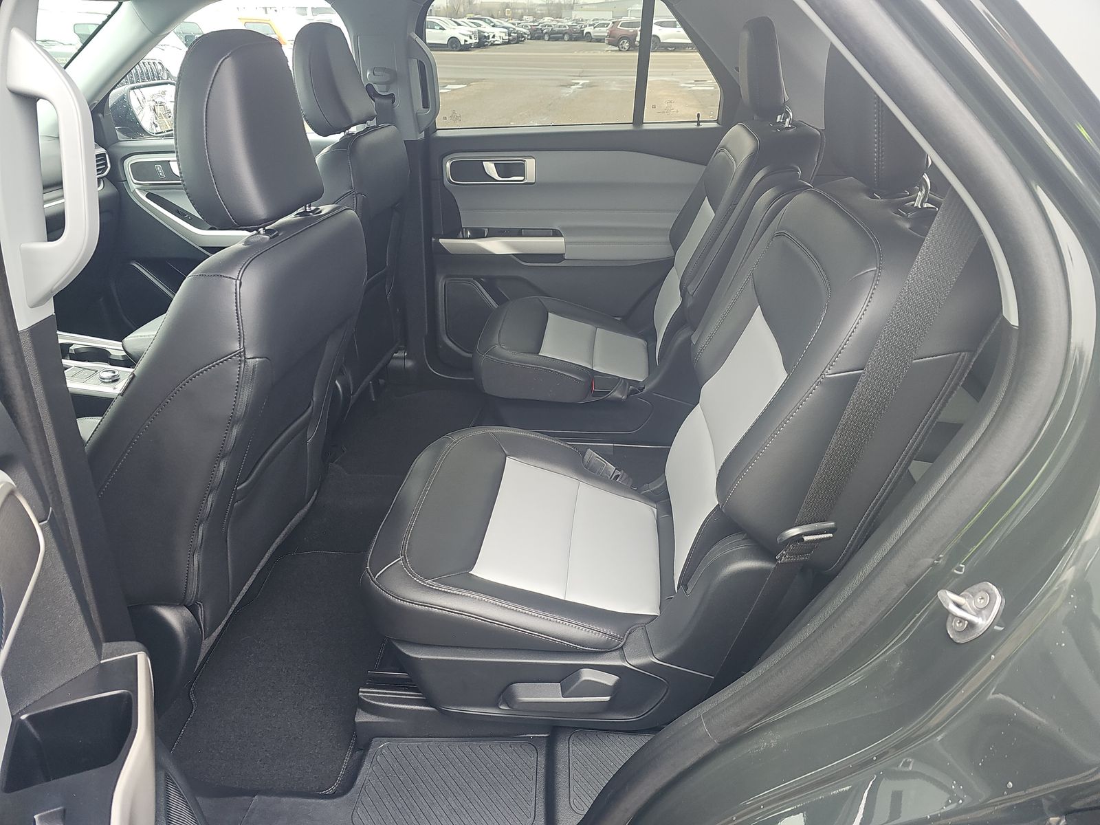 2024 Ford Explorer XLT AWD