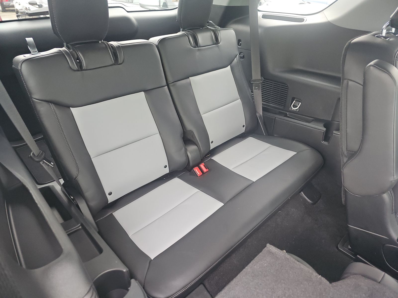 2024 Ford Explorer XLT AWD