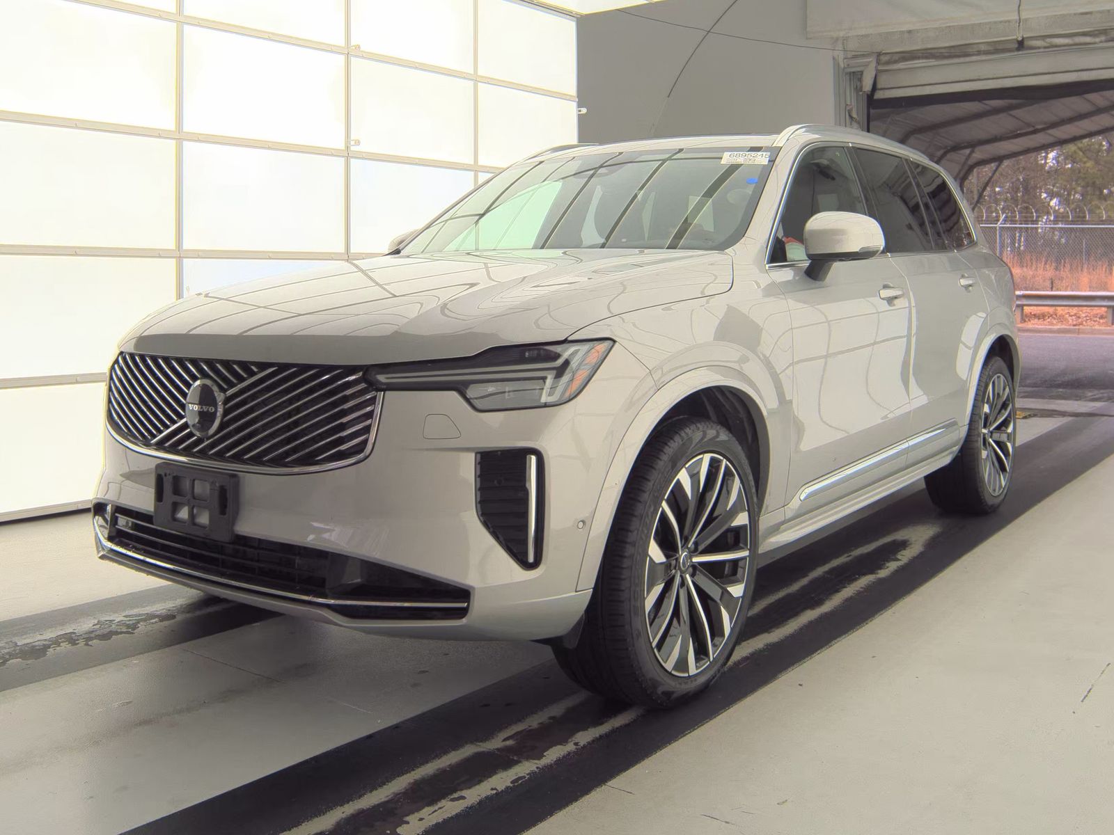 2025 Volvo XC90 B6 Plus AWD