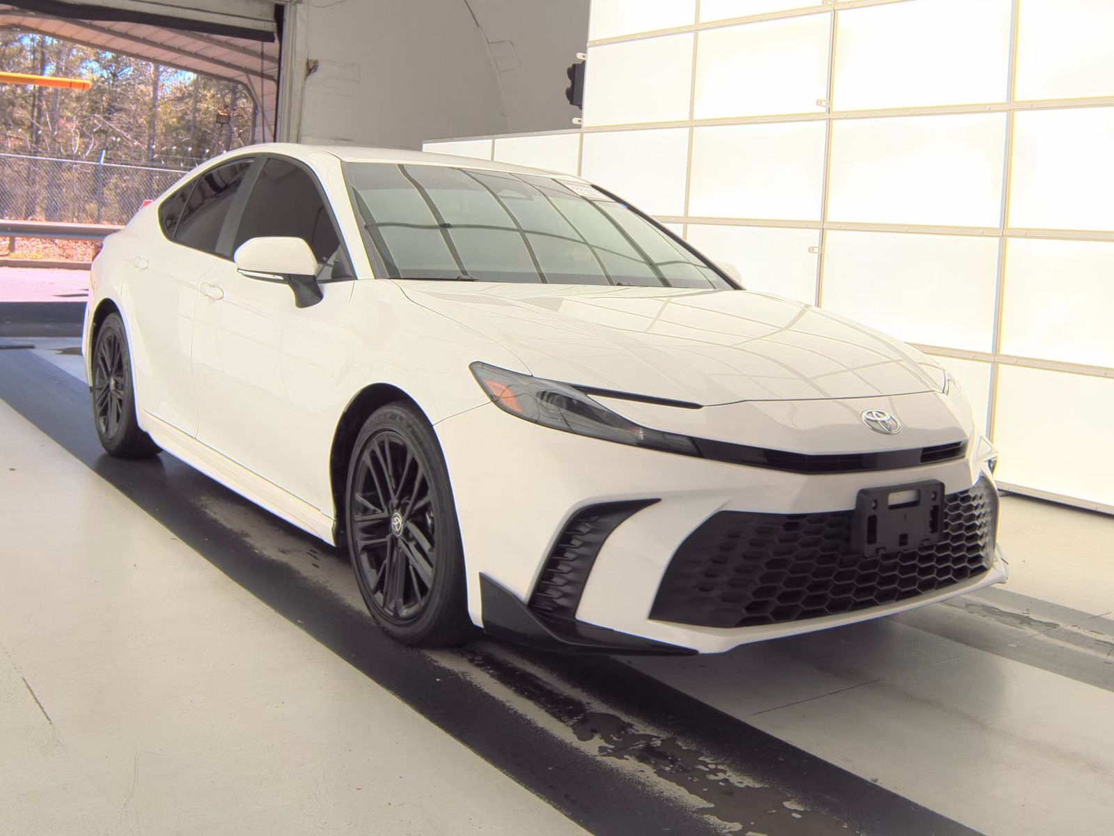 2025 Toyota Camry SE FWD