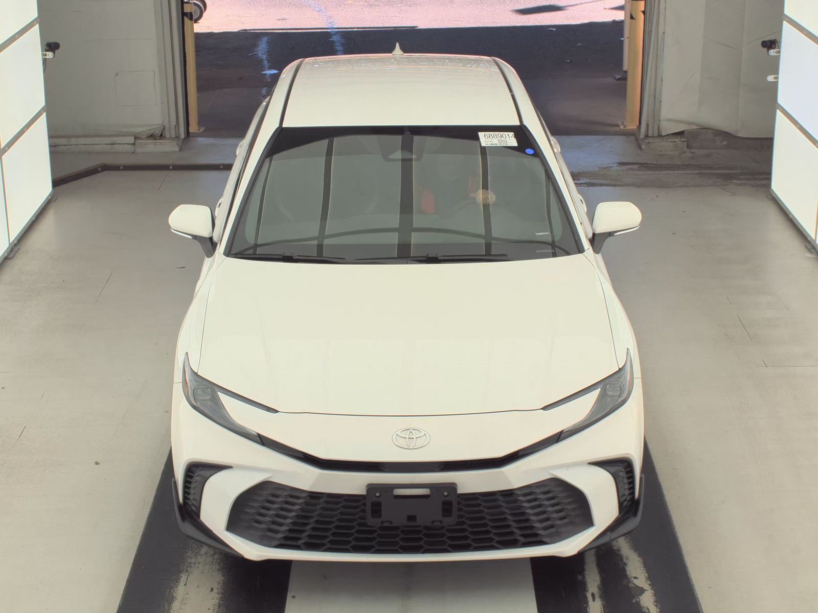 2025 Toyota Camry SE FWD