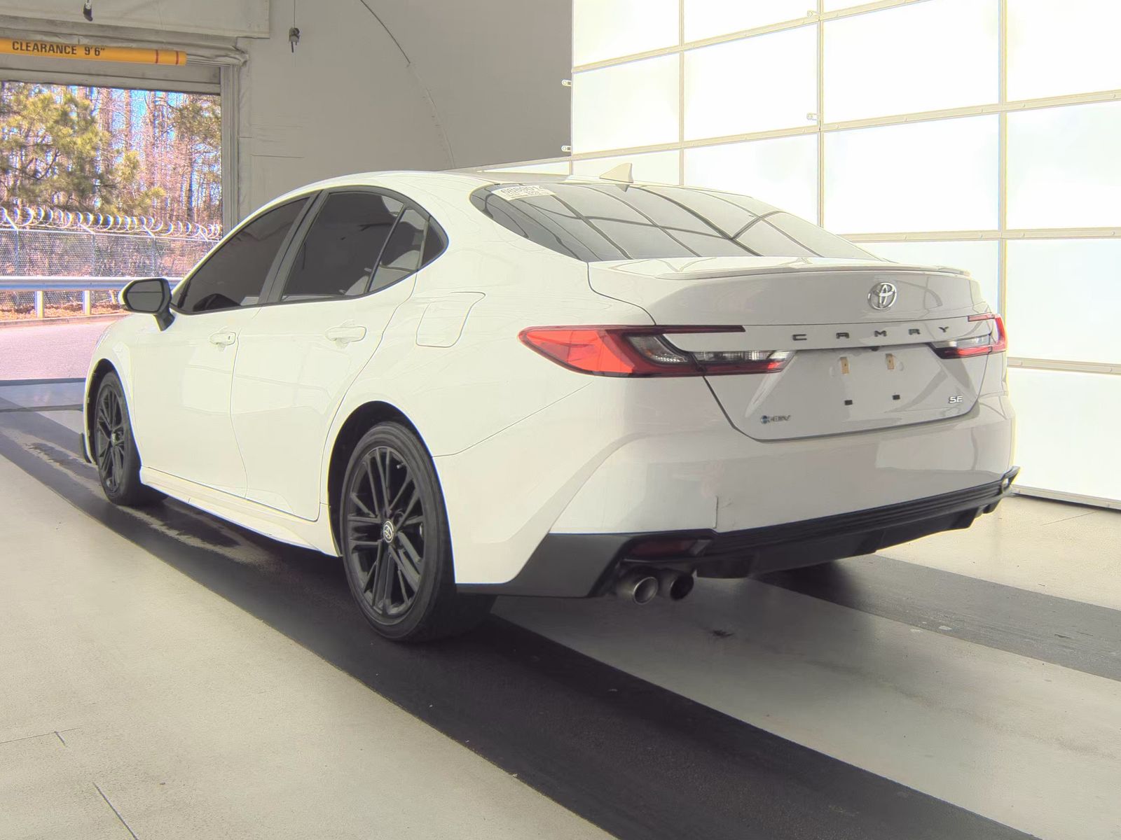 2025 Toyota Camry SE FWD