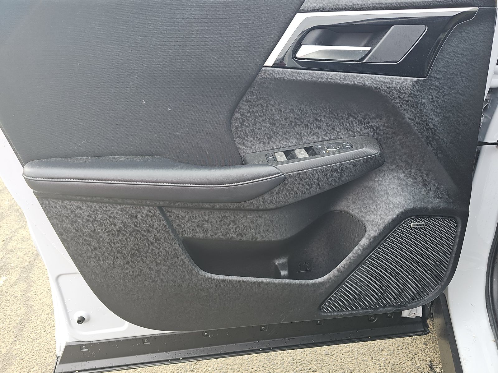 2025 Mitsubishi Outlander ES AWD