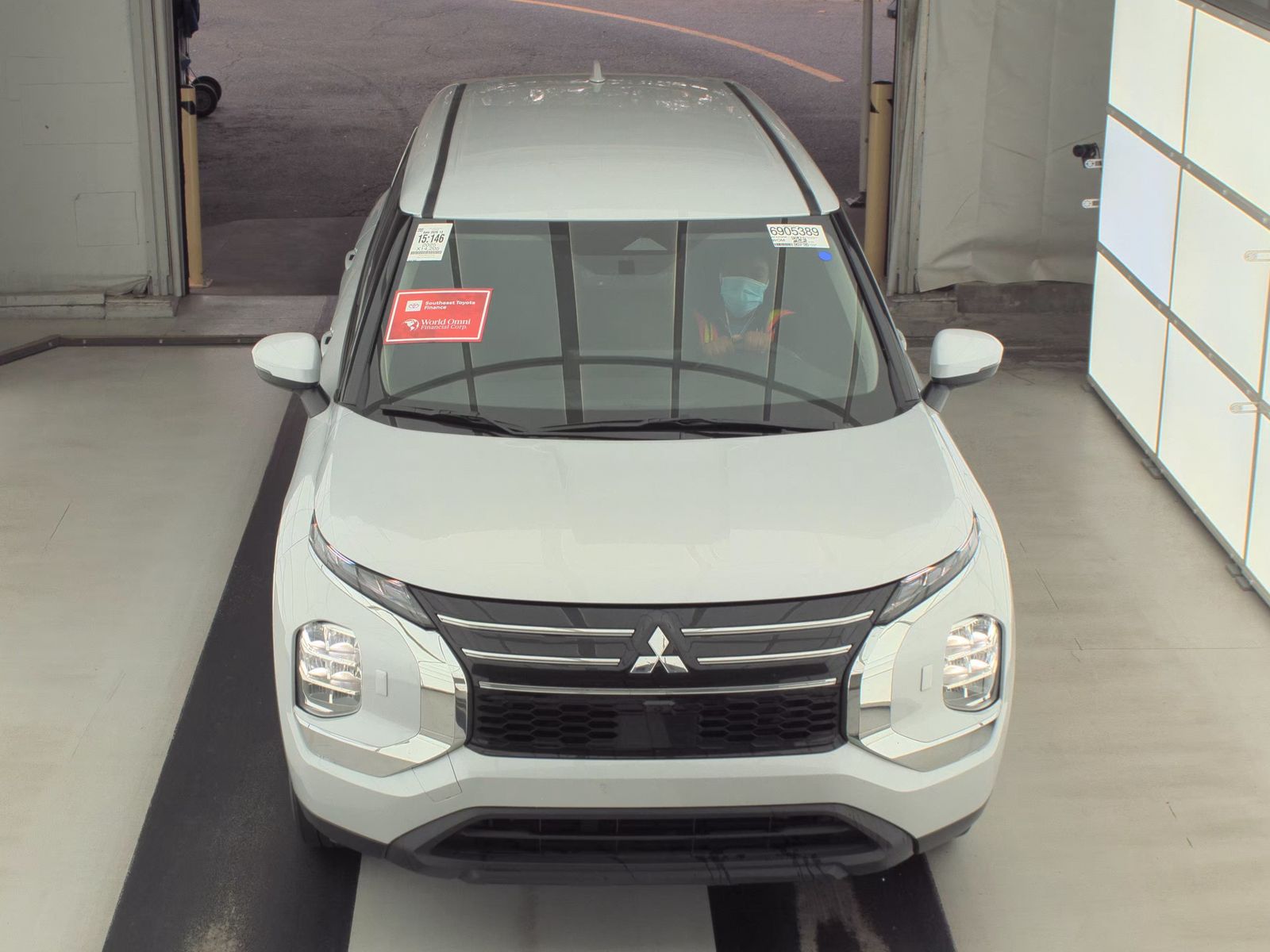 2025 Mitsubishi Outlander ES AWD