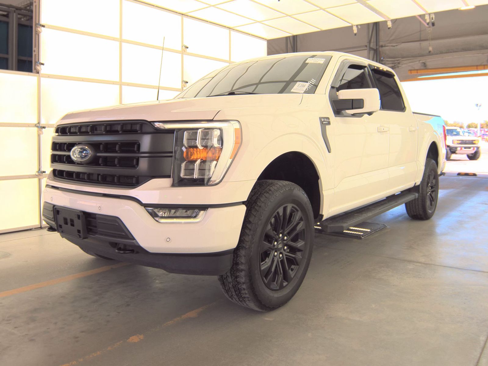 2023 Ford F-150 Lariat AWD