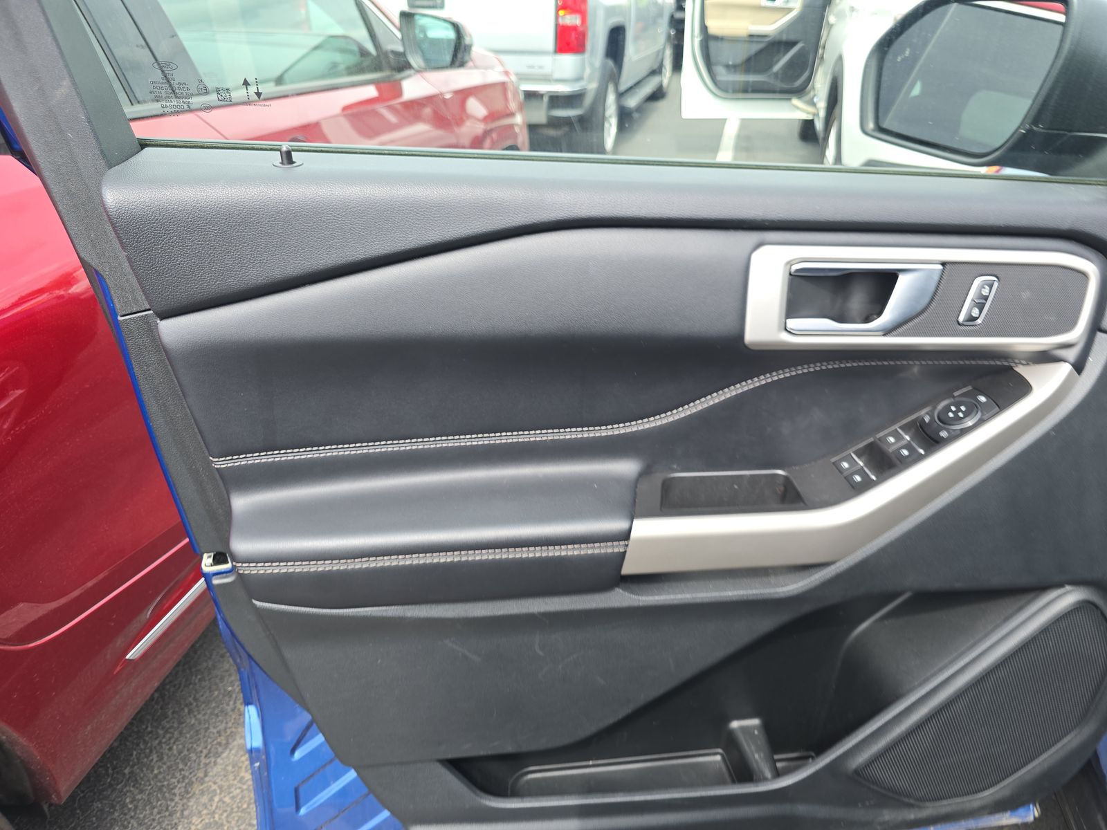 2022 Ford Explorer XLT AWD