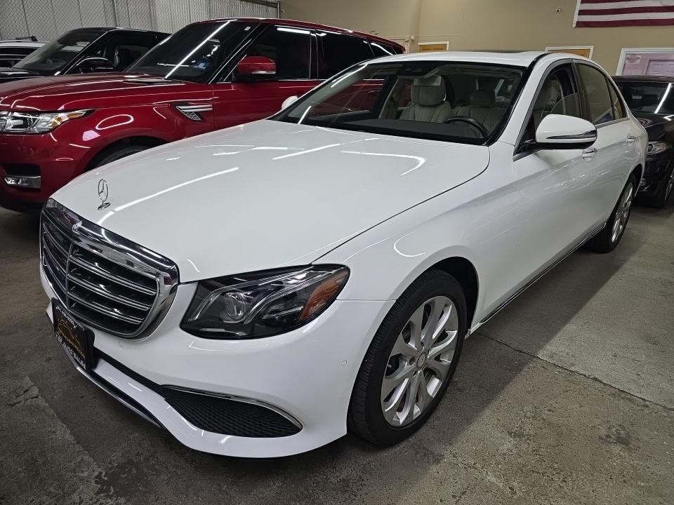 MERCEDES-BENZ E-CLASS - 1