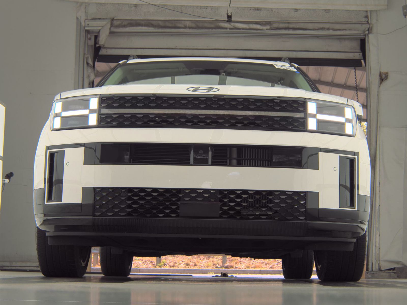 HYUNDAI CALLIGRAPH - 4