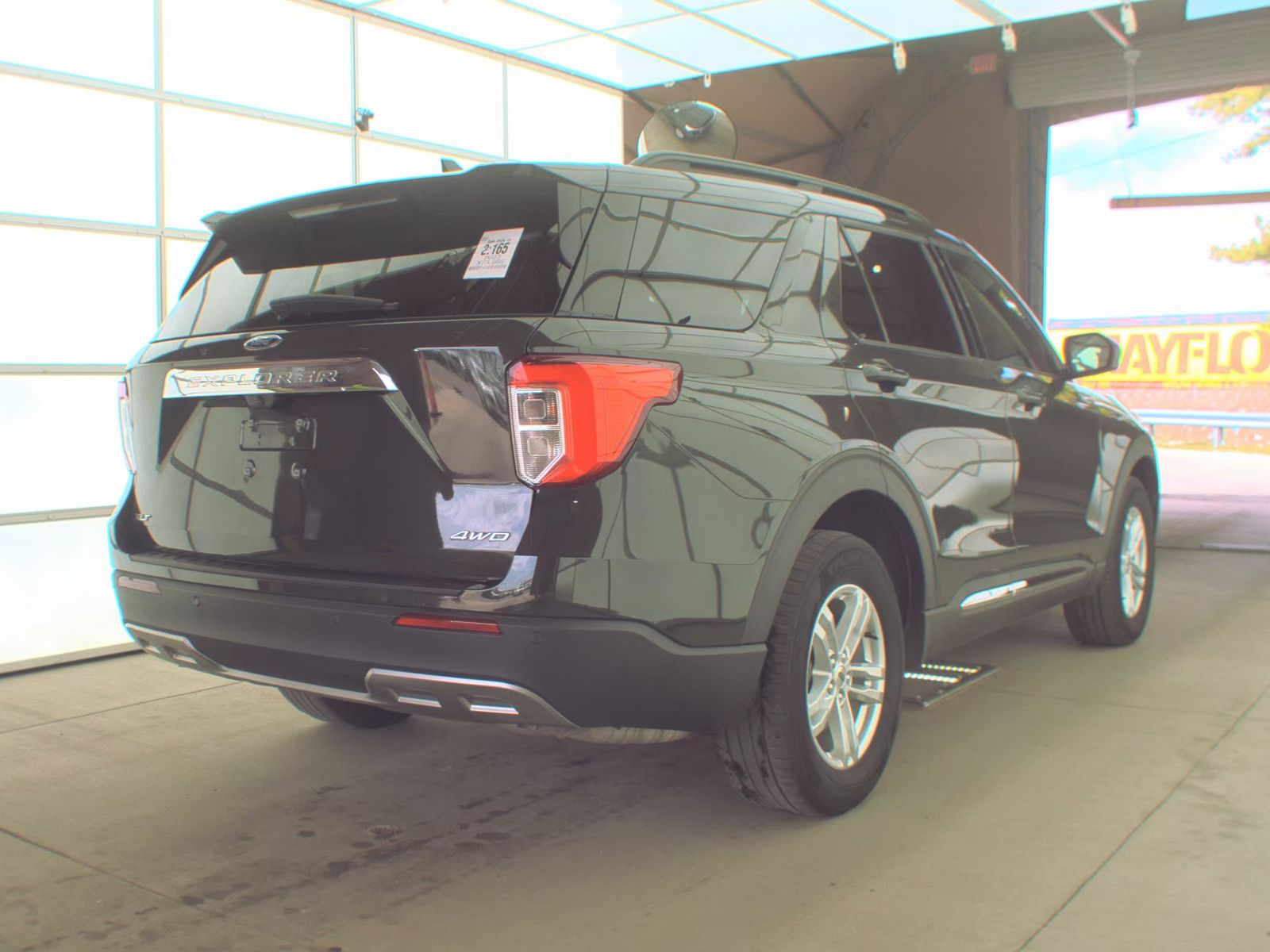 2023 Ford Explorer XLT AWD