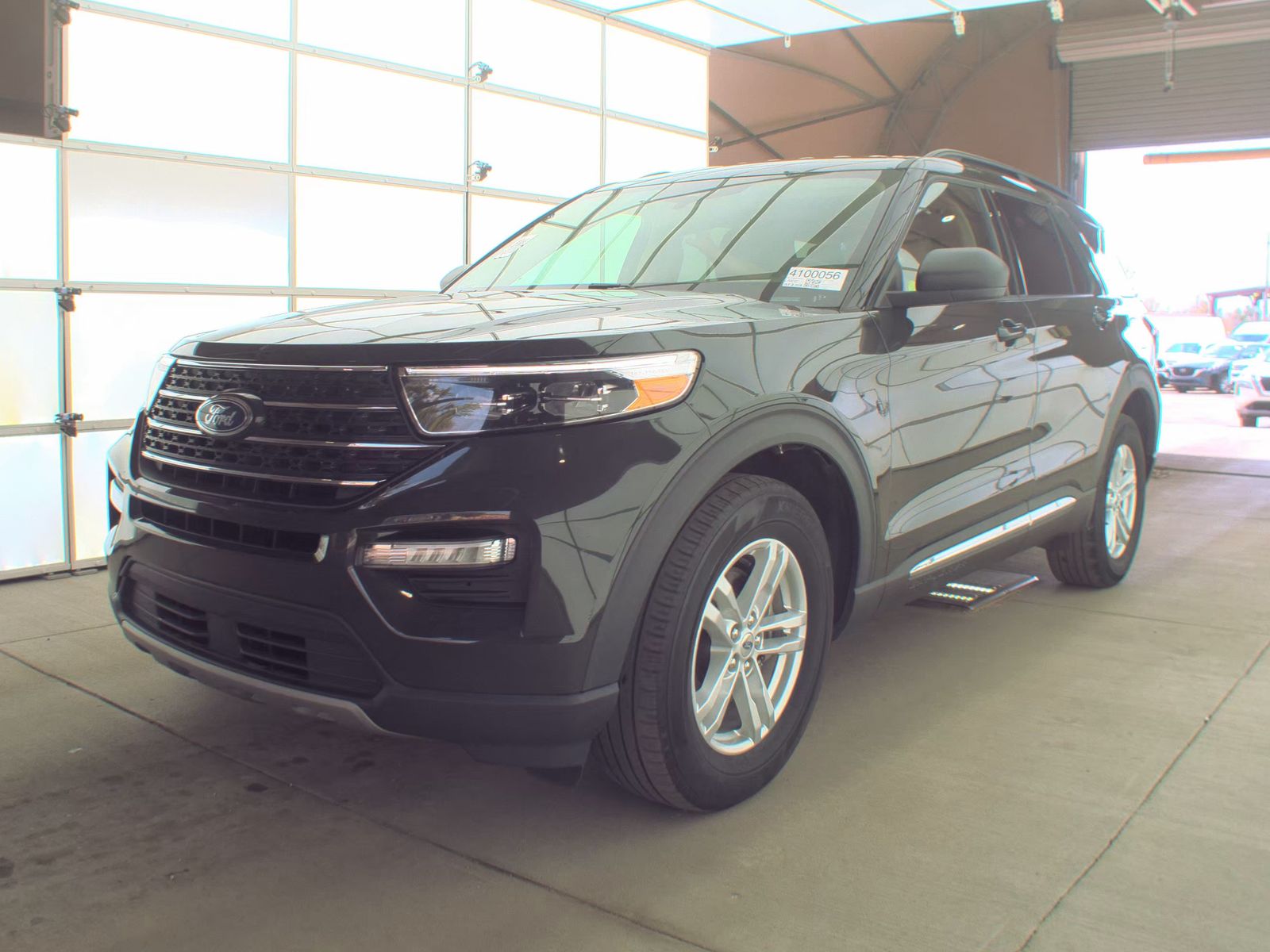 2023 Ford Explorer XLT AWD