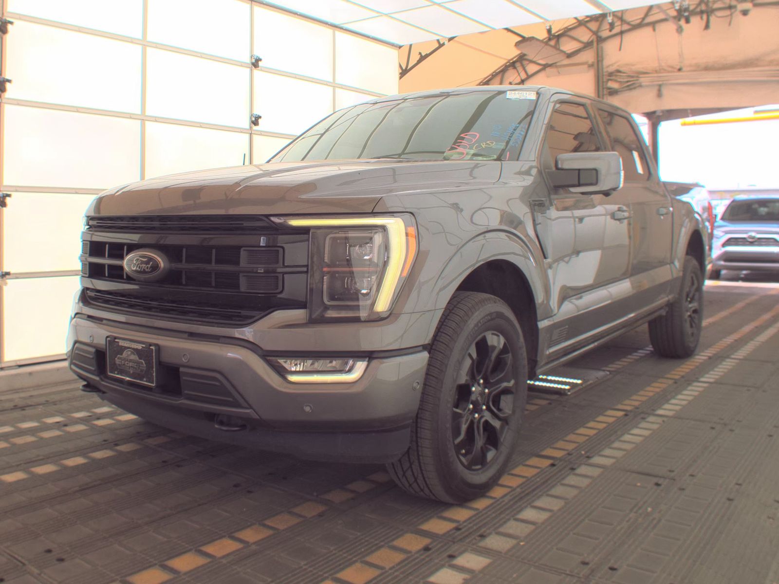 2022 Ford F-150 Lariat AWD