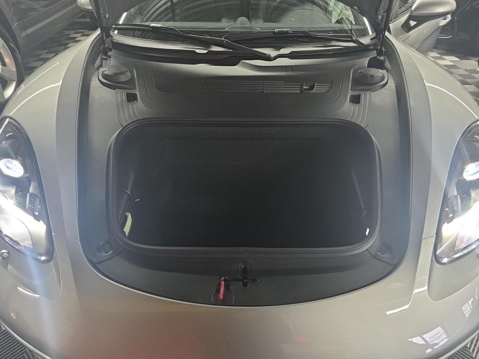 2024 Porsche 718 Cayman S RWD