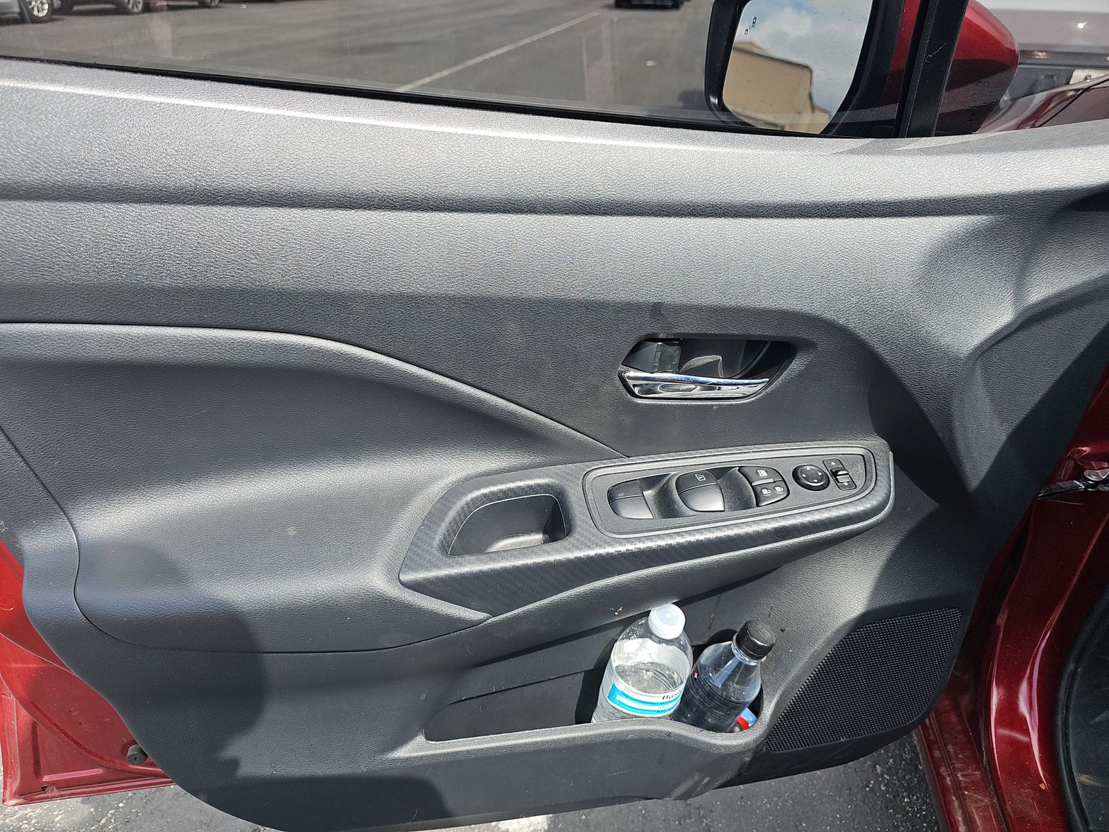 NISSAN VERSA - 10