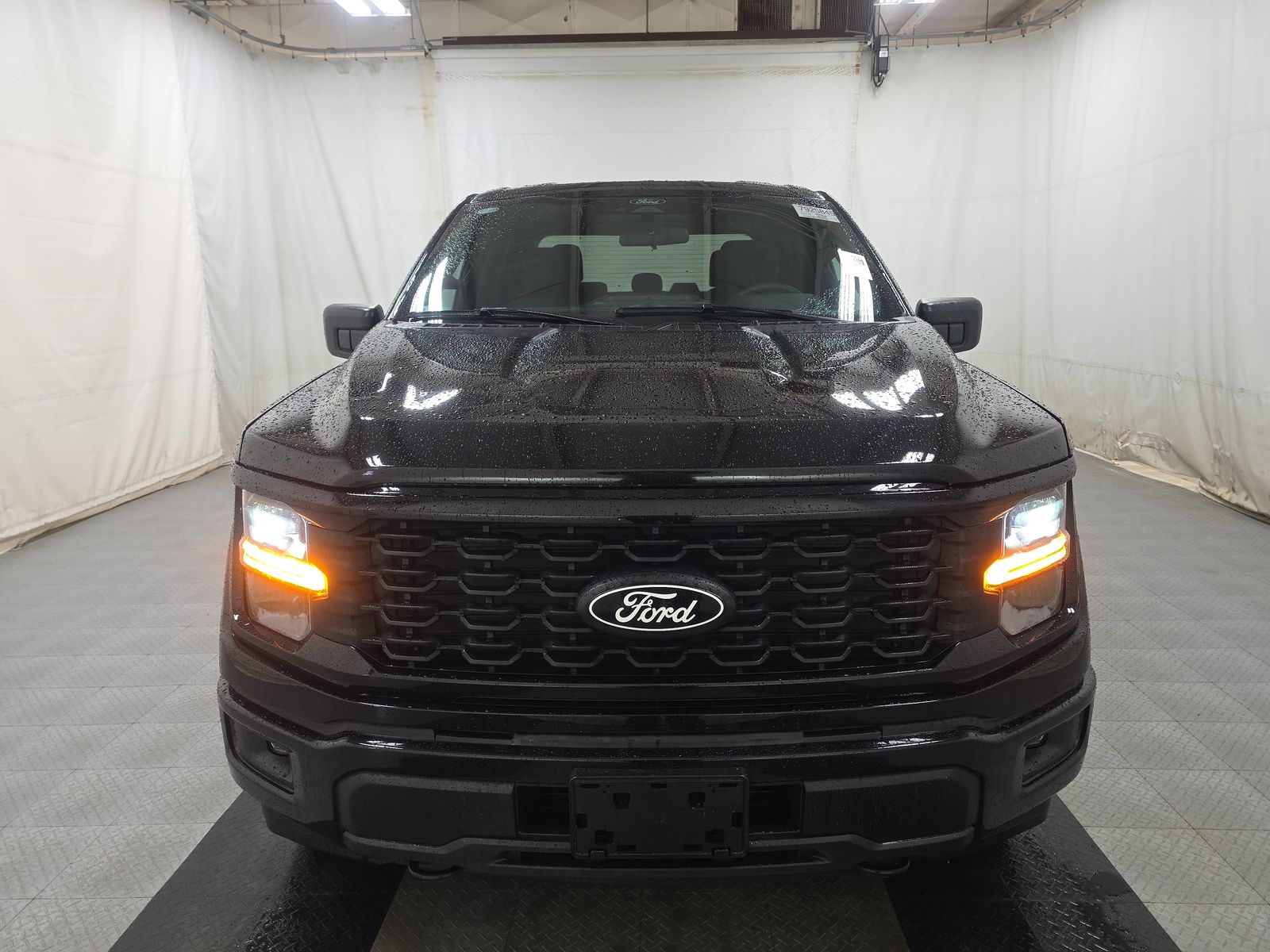 2024 Ford F-150 STX AWD