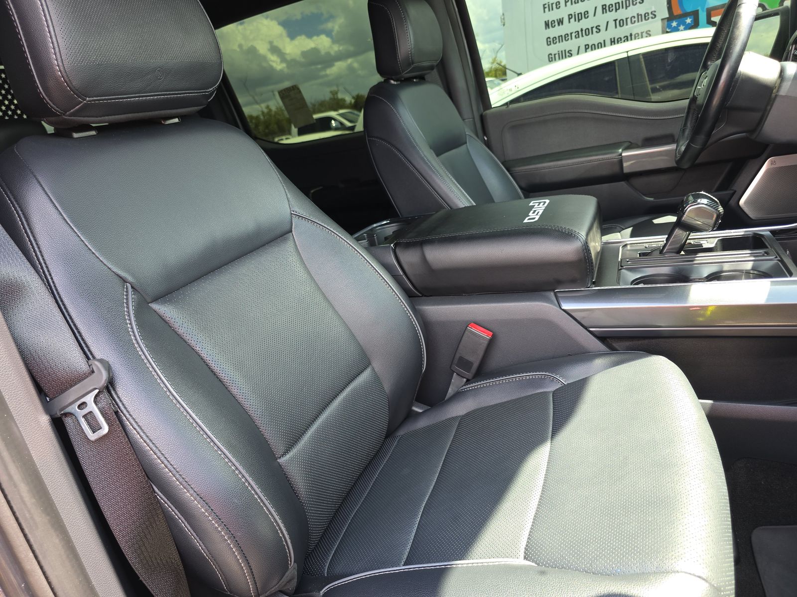 2022 Ford F-150 Lariat AWD