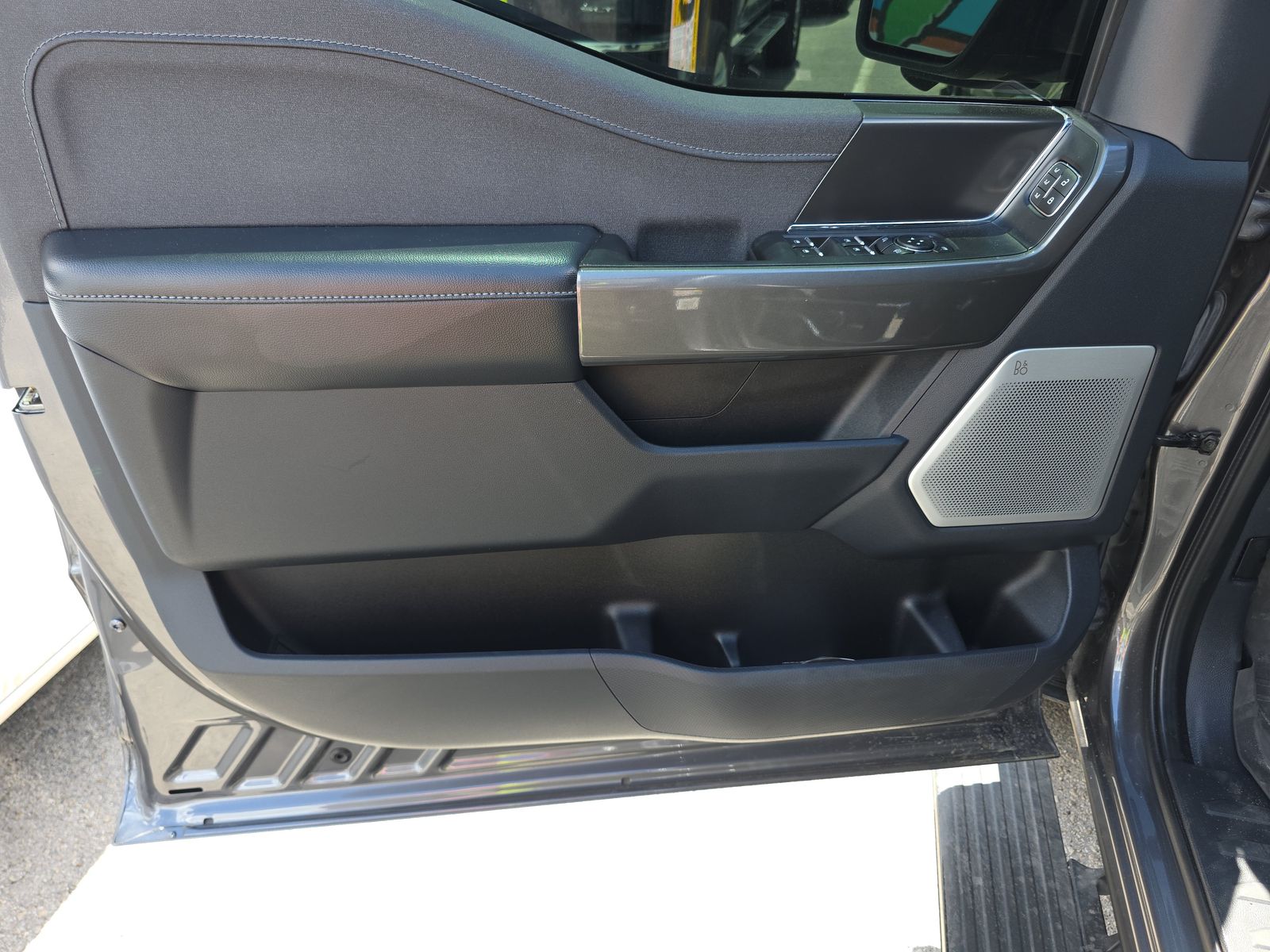 2022 Ford F-150 Lariat AWD