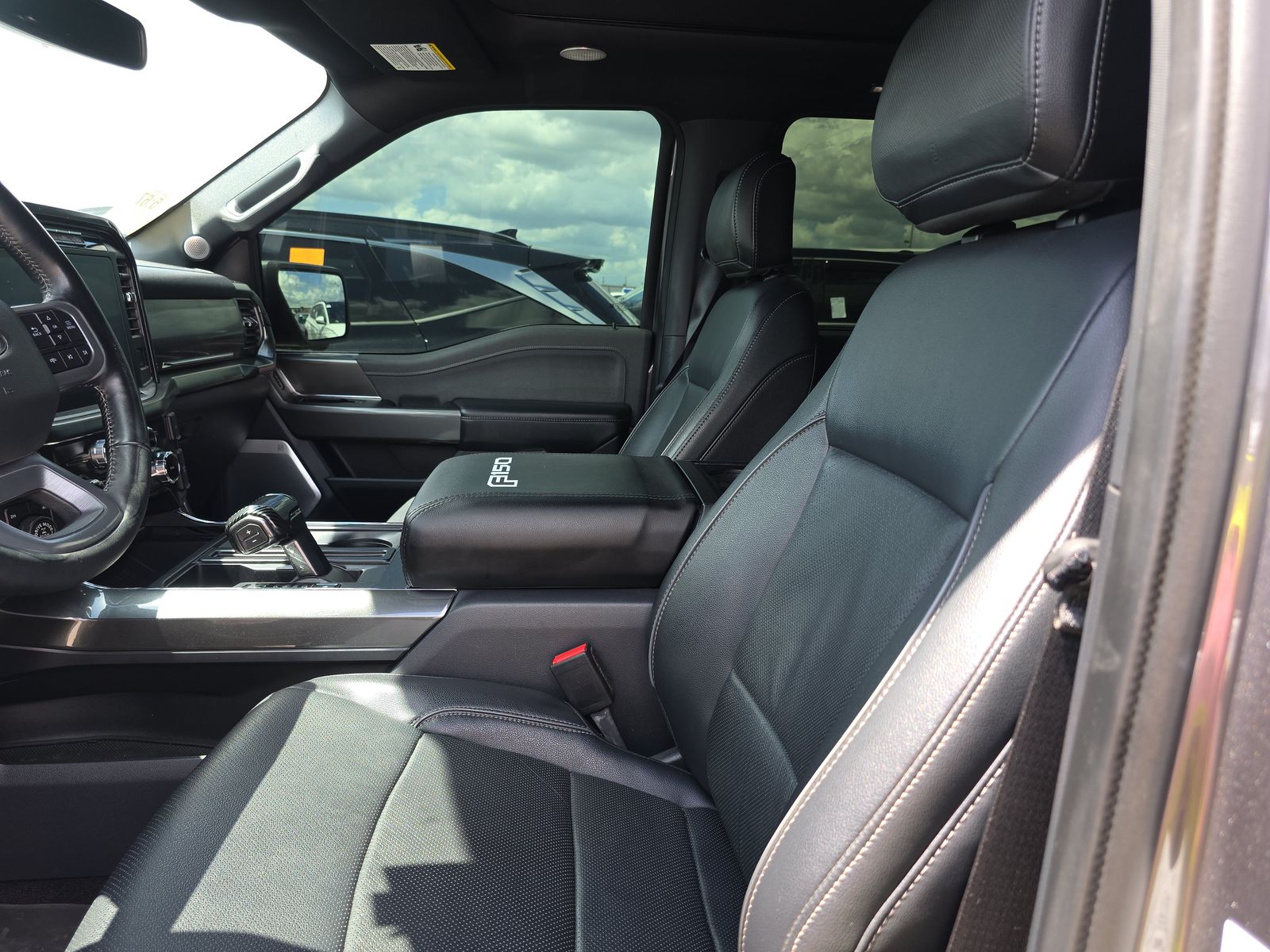 2022 Ford F-150 Lariat AWD