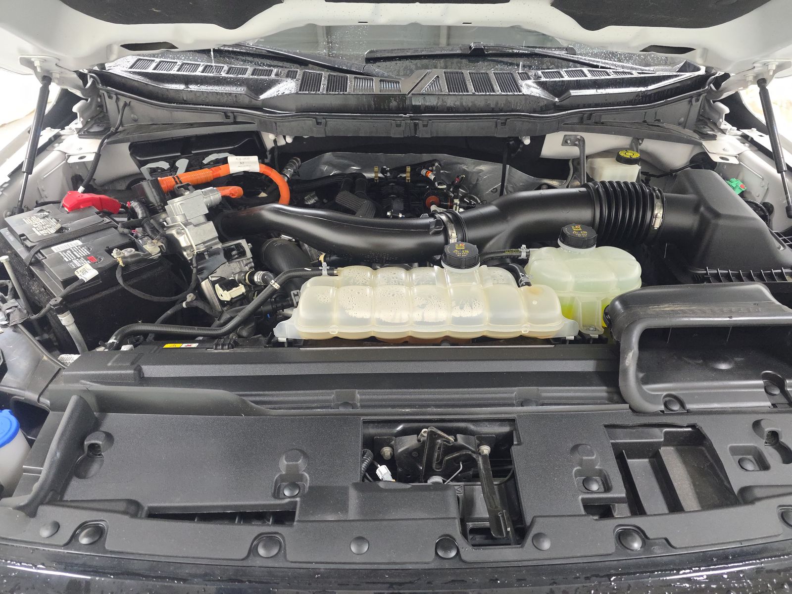 2024 Ford F-150 Hybrid Lariat AWD