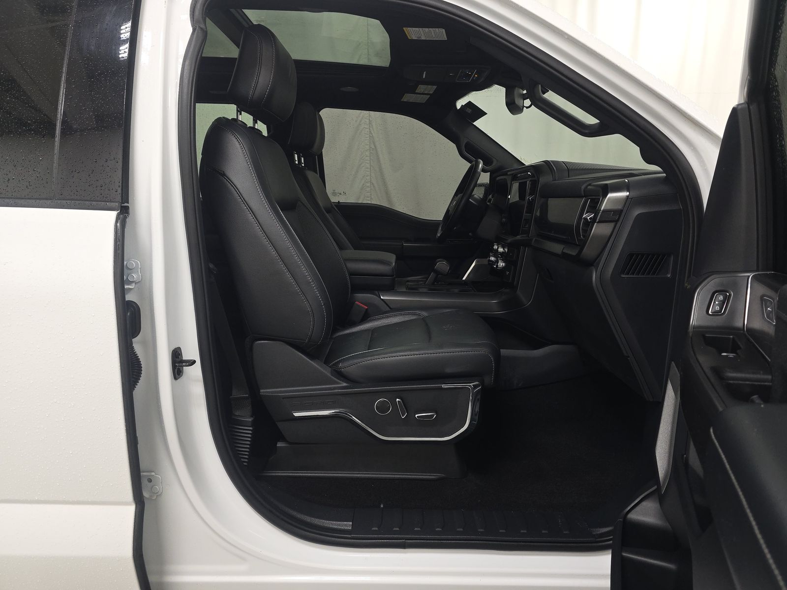 2024 Ford F-150 Hybrid Lariat AWD