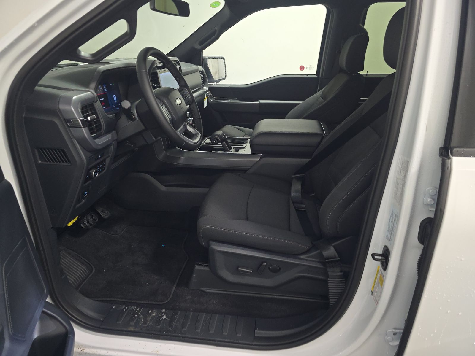 2025 Ford F-150 XLT AWD