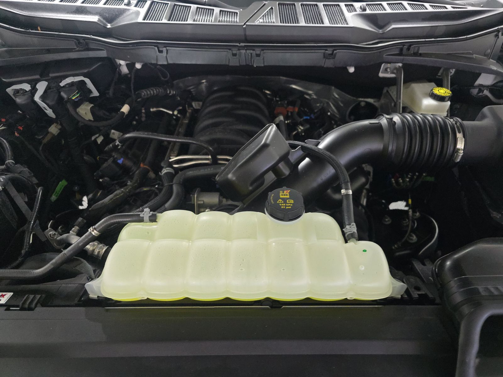 2025 Ford F-150 XLT AWD