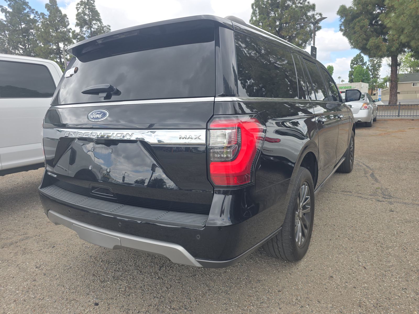FORD EXPEDITION MAX - 5