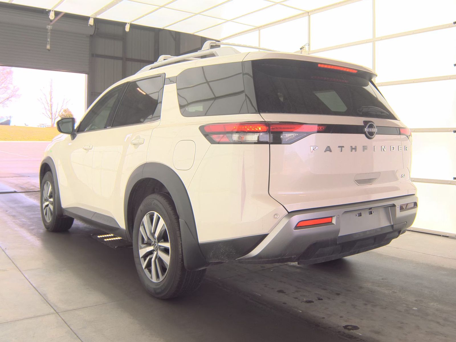 2024 Nissan Pathfinder SL FWD