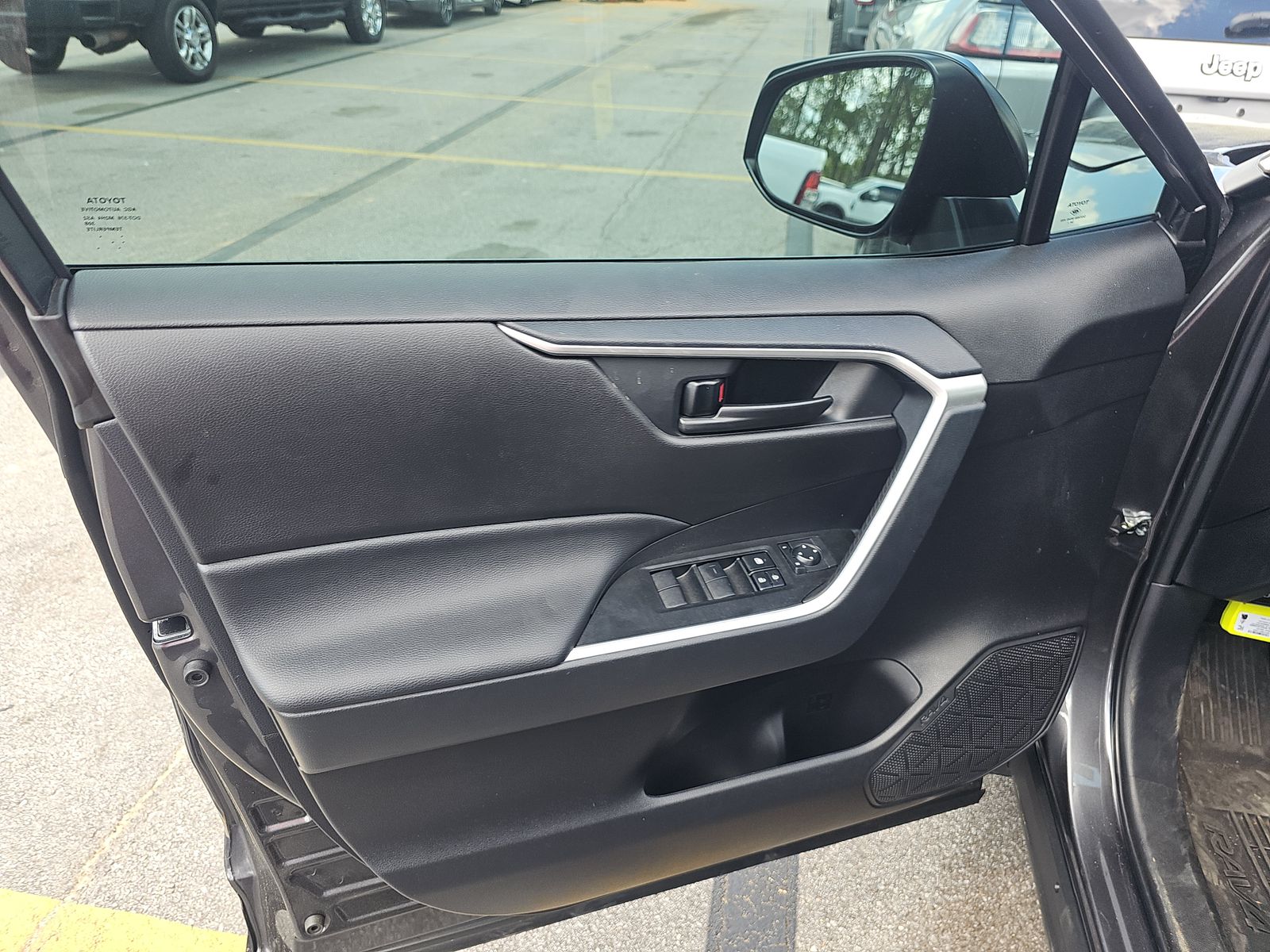 2025 Toyota RAV4 Hybrid LE AWD