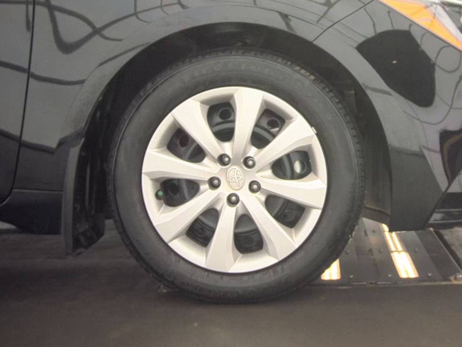 2026 Toyota Corolla LE FWD