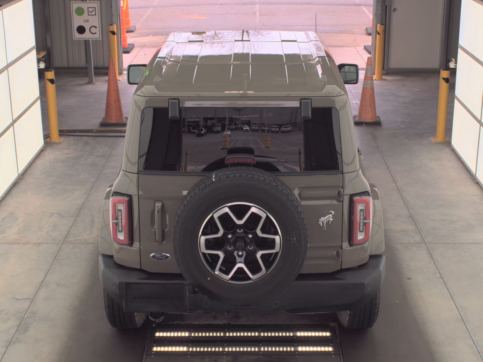 FORD BRONCO - 7